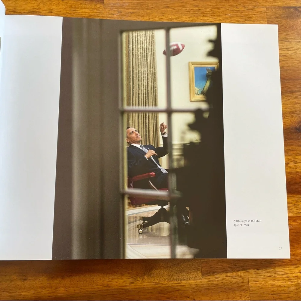Obama: an Intimate Portrait hardcover coffee table book of Pete Souza’s photos